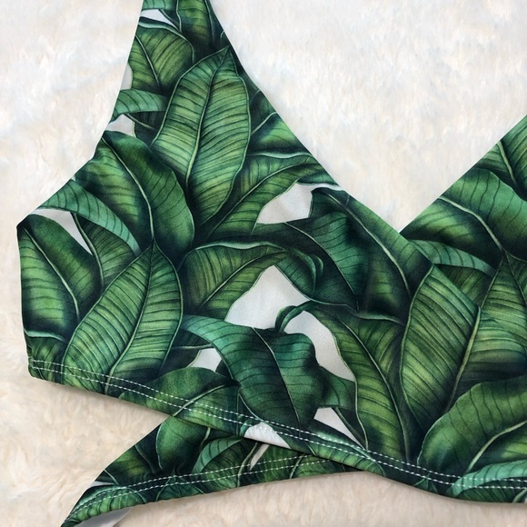 NEW Verdelimon Bikini Top criss cross adjustable back Colombia foliage leaves S - Picture 5 of 7